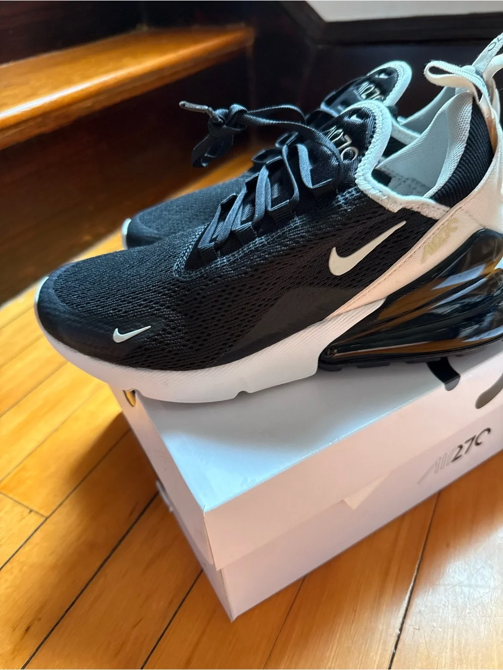 New Nike Air Max 270 Women’s Shoes - Black/LT Bone